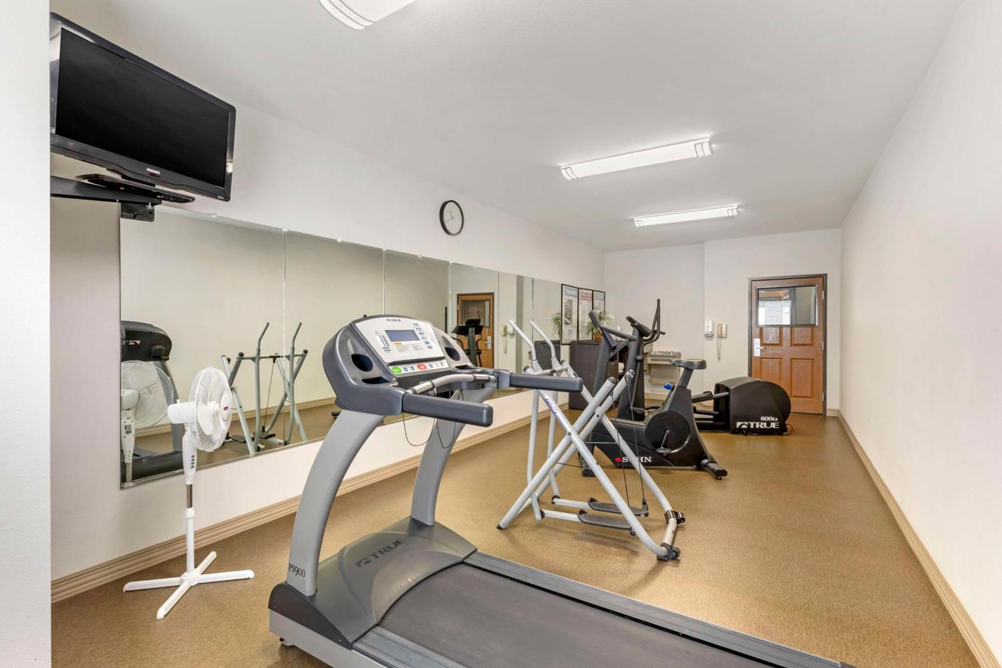 Best Western Fort Worth Inn And Suites Bagian luar foto