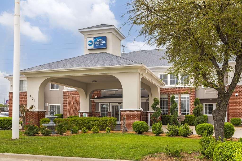 Best Western Fort Worth Inn And Suites Bagian luar foto