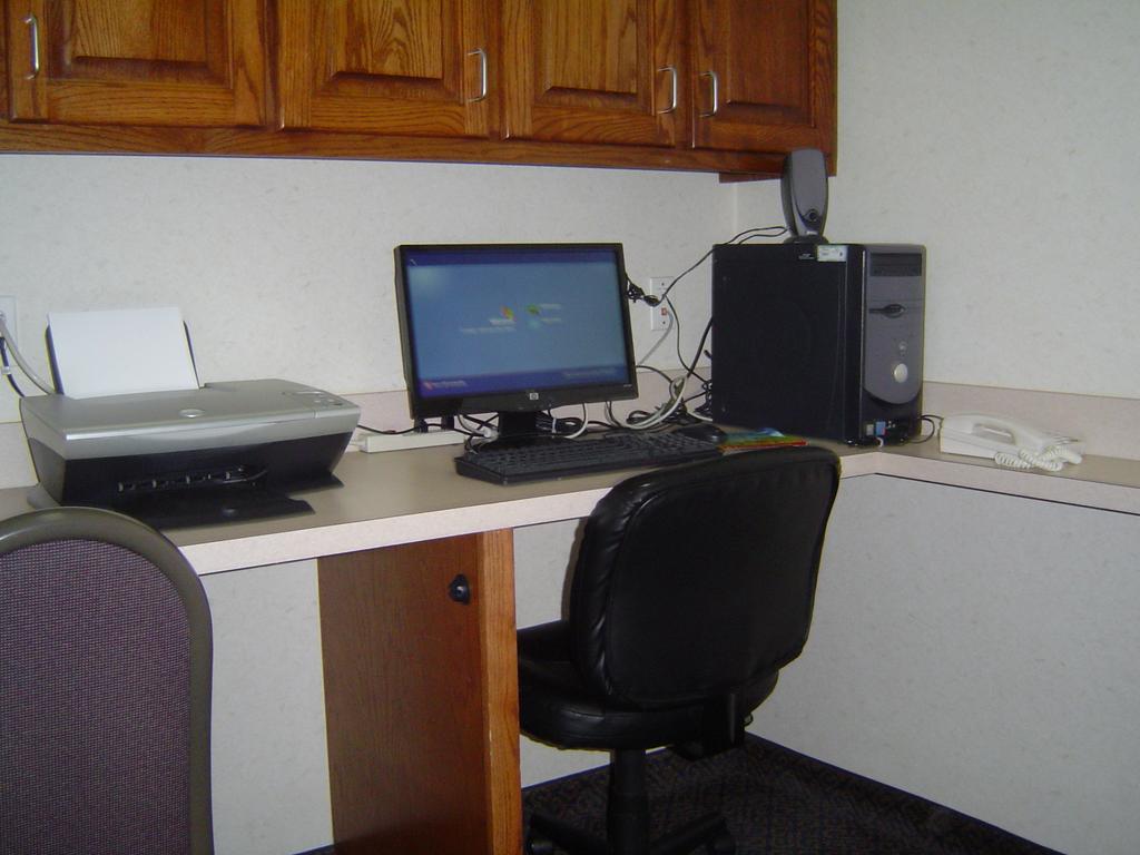 Best Western Fort Worth Inn And Suites Bagian luar foto