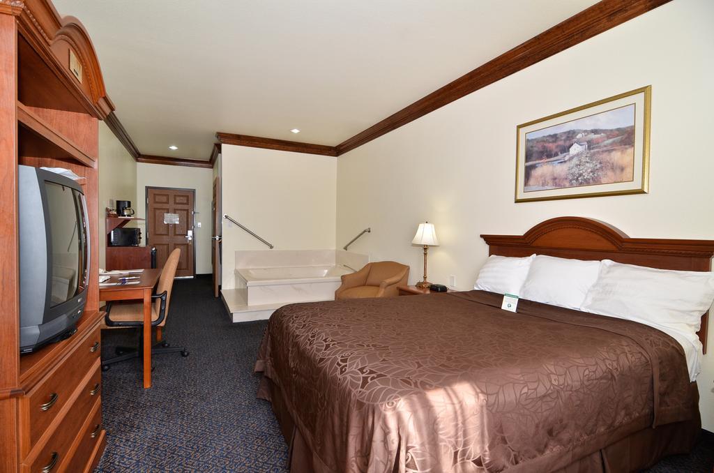 Best Western Fort Worth Inn And Suites Ruang foto